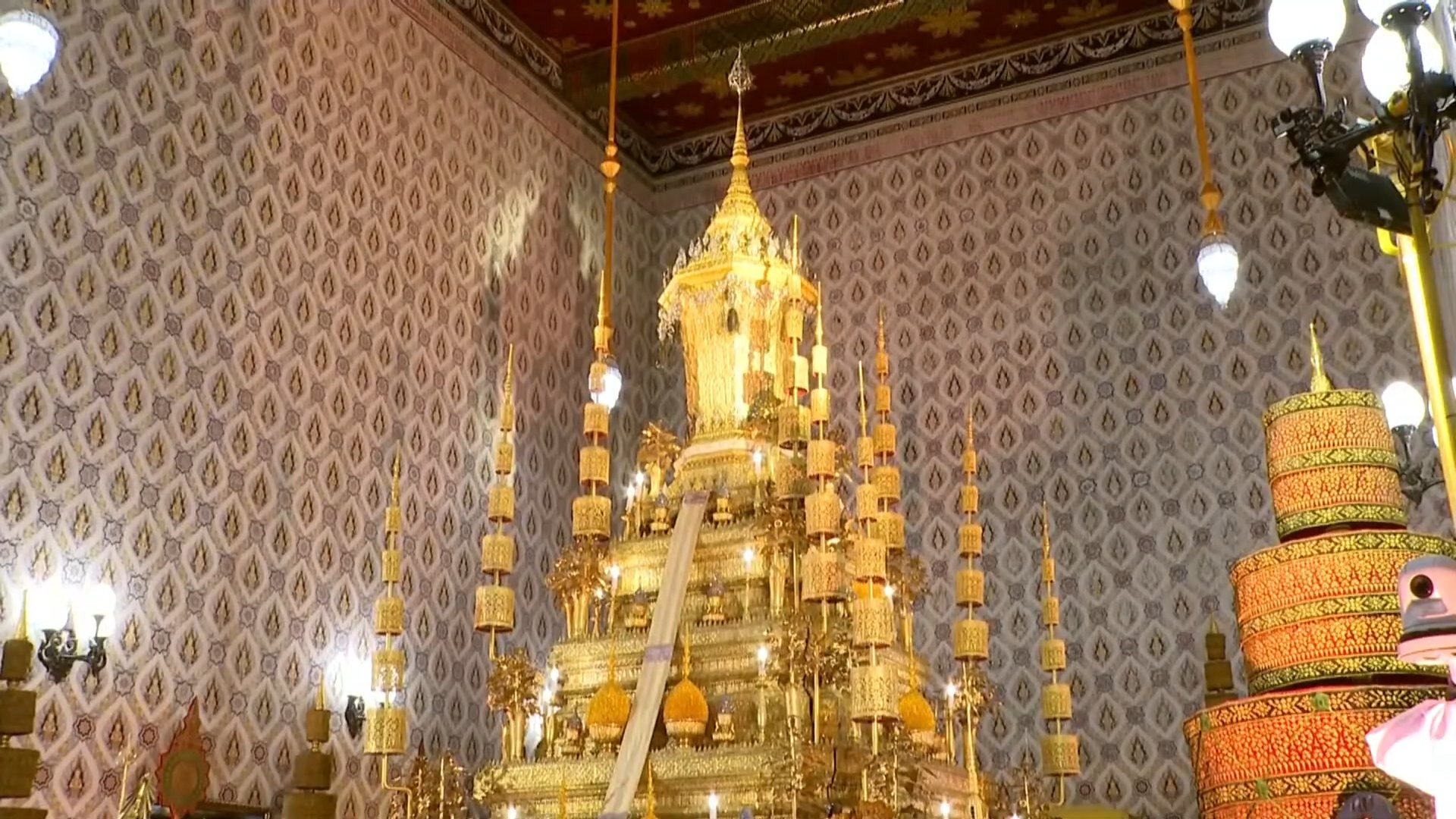 title - ส.ป.ก.ร่วมเป็นเจ้าภาพบำเพ็ญกุศลถวายพระบรมศพ สมเด็จพระนางเจ้าสิริกิติ์ พระบรมราชินีนาถ พระบรมราชชนนีพันปีหลวง ณ พระที่นั่งดุสิตมหาปราสาท ในพระบรมมหาราชวัง